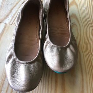 Metallic gold Tieks size 7